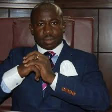 Esset Mark Udo